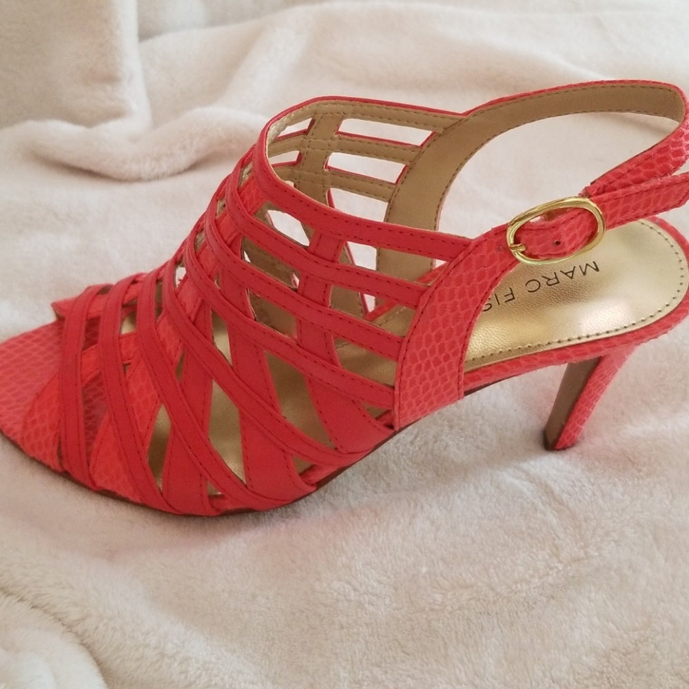 Marc Fisher Coral Nalora Sandals Size 5 M - Picture 4 of 4